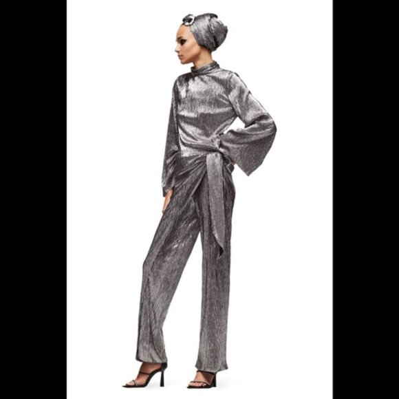 ZARA 2-Pieces Sparkly Top and Pants - Picture 2 of 7